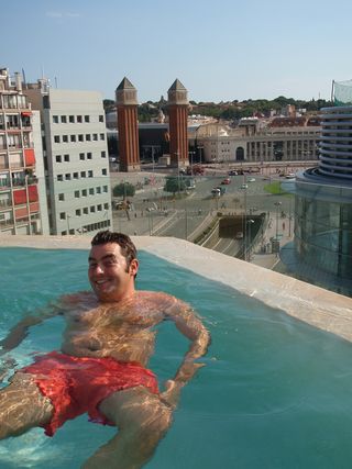 Roof top pool