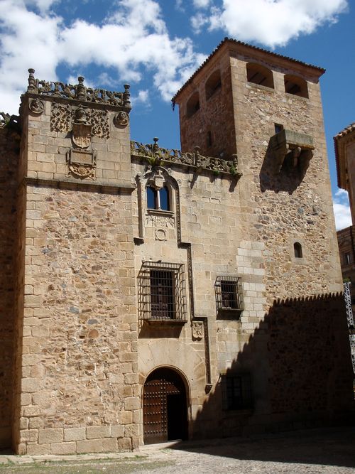 Caceres (3)