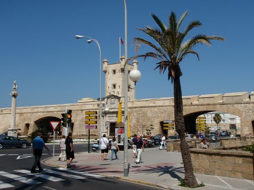 Entrance to Cadiz old town