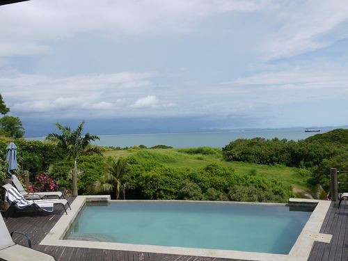 Second villa infinity pool and view
